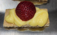 Freeze-Dried Strawberry Vanilla Custard Graham Cracker Bites